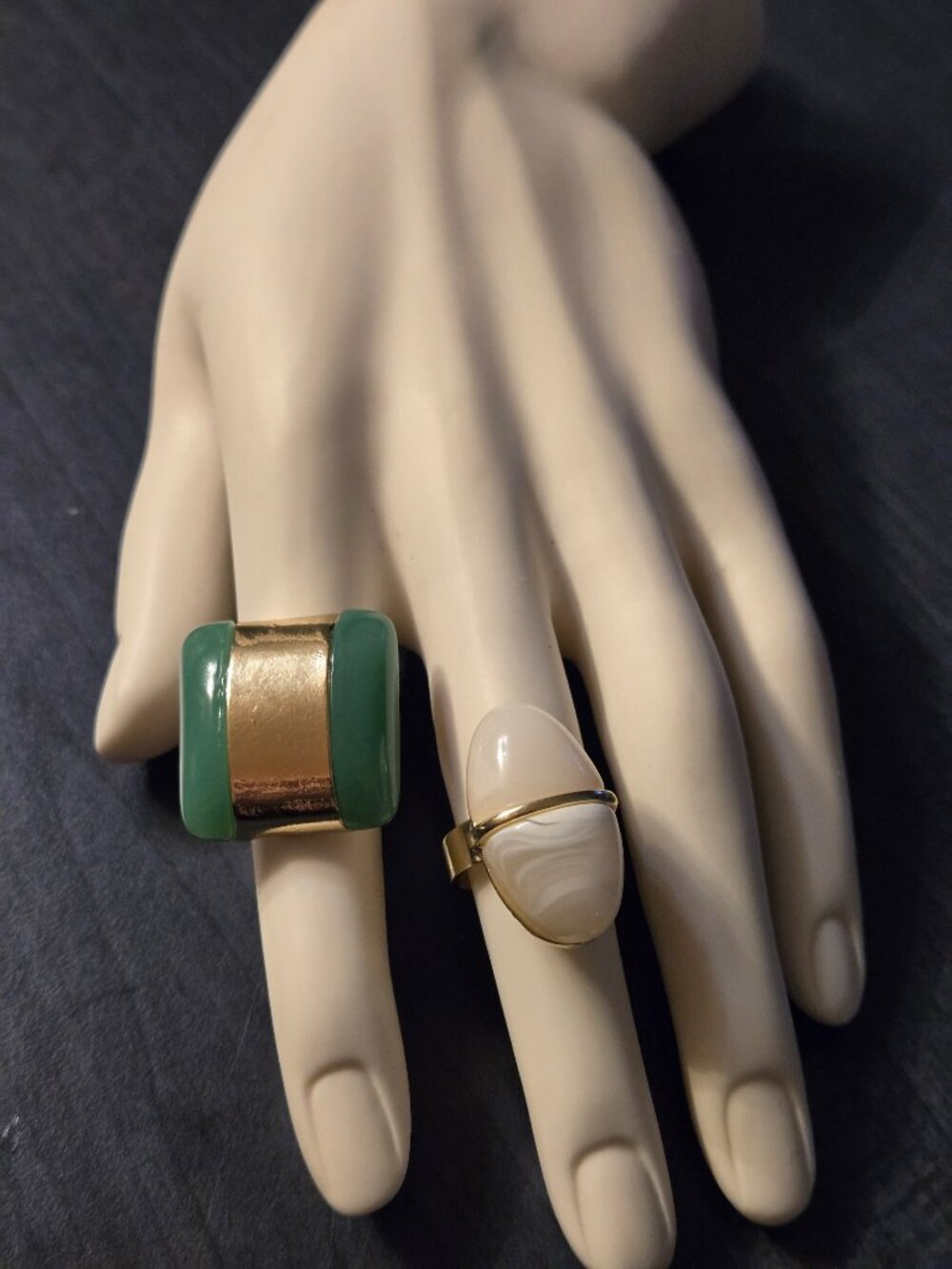 Set of 2 Resin Adjustable Statement Rings